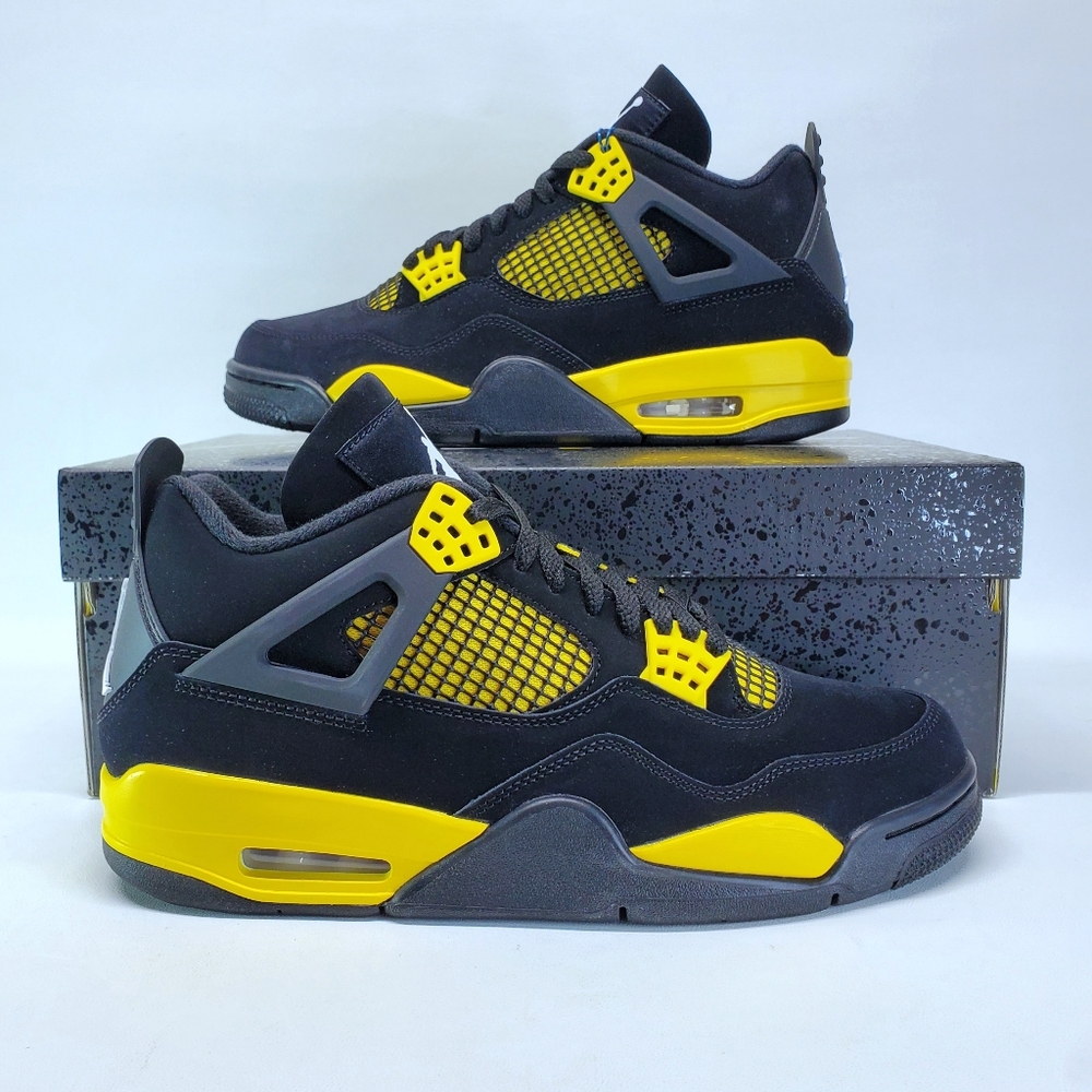 Air Jordan Retro 4